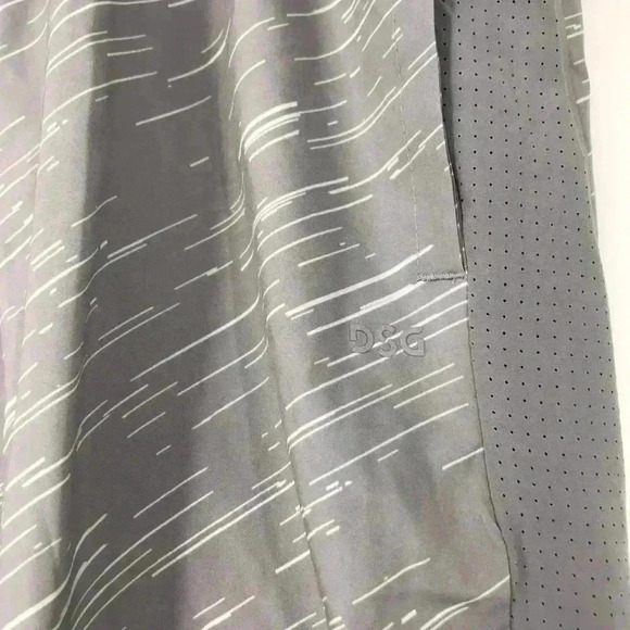 DSG 7" INSEAM RUN SHORTS ATHLETIC FIT REFLECTIVE DETAILS GRAY MENS SIZE 2XL - Picture 4 of 9